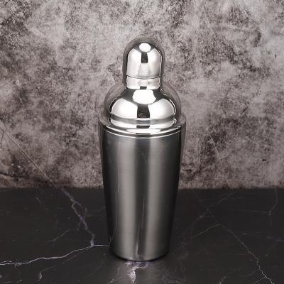 China Bar Tools Stainless Steel Viable Professional Cocktail Shaker Shaker For Bartender Bar Serving Kit for sale