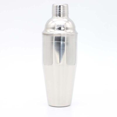 China Factory Direct Viable 750ML Metal Cocktail Shaker Japanese Style Stainless Steel Cocktail Shaker for Bar Tool Kit for sale