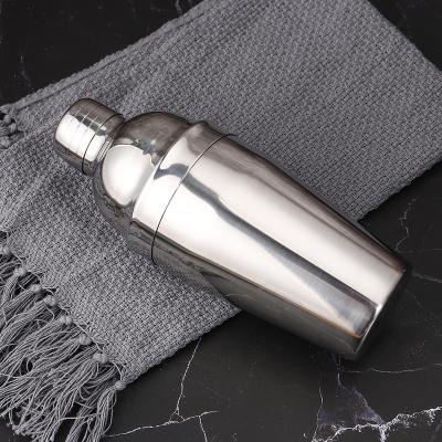 China CLASSIC Custom Logo Stainless Steel Cocktail Shaker Canister Drinks Shaker for Bartender Mixer kit for sale