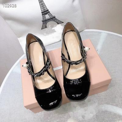 China New fashion trend style patent leather high heel shoes with monogram and matching color and thick round head heel French single shoes for sale