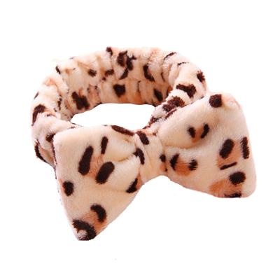 China Women's Face Wash And Makeup Headband Popular Wholesale Recommend Designer Headbands Plush Headband For Women for sale