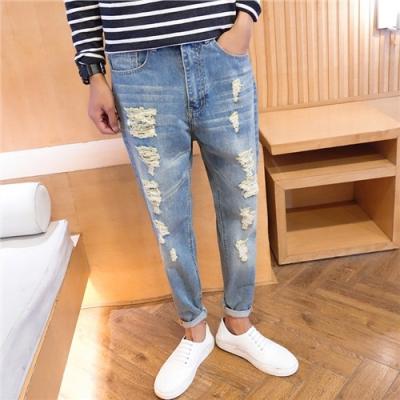 China Regular Rise Womens Slim Fit Straight Leg Jeans , Light Blue Patched Ripped Jeans for sale