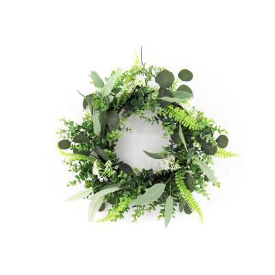 China Factory Wholesale Outdoor Artificial Green Eucalyptus Leaf Wreath Decoration Christmas Decoration Flower Garlands For Front Entrance for sale