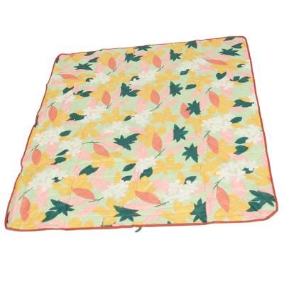 China Wholesale Outdoor Camping Waterproof Picnic Blanket Picnic Blanket Beach Camping Blanket Travel Raincoat for sale