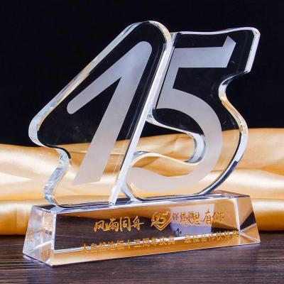 China Modern Crystal Digital Trophy Custom 5 10 15 20 30th Anniversary Company Annual Meeting Celebration Employee Souvenir Gift Award for sale