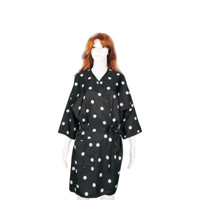 China 100% Polyester Water Repellent Kimono, Professional Salon Hairdresser Client Clothing With Dots Pattern for sale