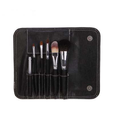 China High-quality primers for the fashion-forward makeup artist. Professional Cosmetic Brush Head Dense Fiber Head BB Cream Base Brush Makeup BB Cream Base Brush Makeup Brush Set for sale