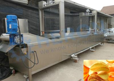 Chine 220V / 380V/50HZ a fait frire la machine de pommes chips avec l'excellent système de contrôle à vendre