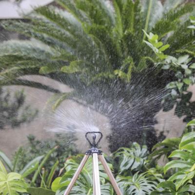 Chine Endurable Butterfly Sprinkler for Quick Connection in County Irrigation à vendre