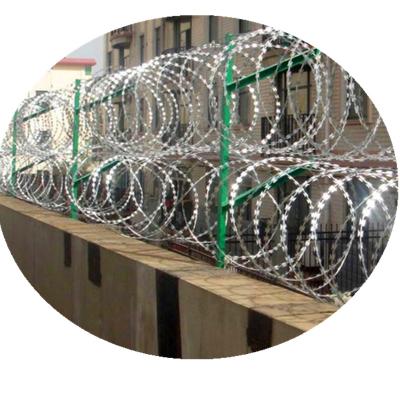 China BTO-22 Galvanized Razor Wire Concertina Wire BTO - 22 For Fence Security for sale