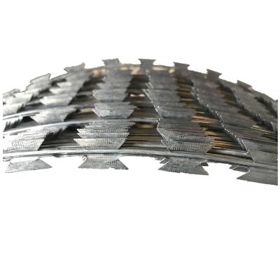 China BTO-11 Nigeria Electric Galvanized Razor Barbed Wire Razor Wire Price Per Roll for sale