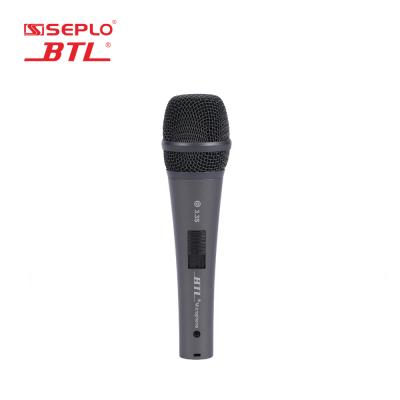 China Handheld microphone karaoke popular background cable microphone B3.3S for sale