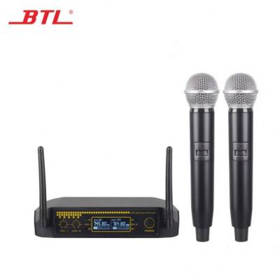 China Brand New Handheld Stage 8 Channels Wireless Microphone UHF Gooseneck Microphone for sale