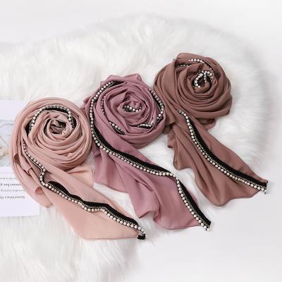 China Chiffon Amazon Scarf Quality Pearl Chiffon Lace Pearl Chain Scarf Factory Stock New for sale