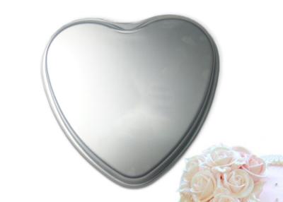 China Heart Shaped Cake Pans Aluminum Mould Baking Chiffon Cake Mold With Anodizing for sale