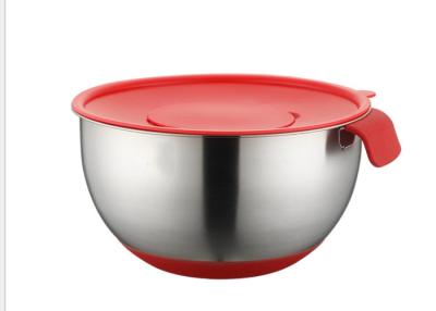 China SS304 Stainless Steel Mixing Bowls With Lids Non Slip Silicone Bottoms Salad for sale