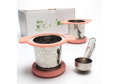 China Wire Mesh Dome Shape Metal Basket Tea Strainer With Soft Touch Handles And Lid for sale