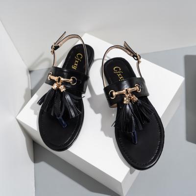 China Fashion Trend Women Toe Clip Plus Size Sandals Concise Flat Casual Tassel Flat Buckle for sale