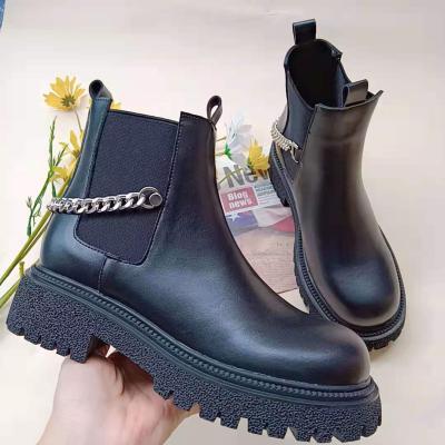 China Women's Waist Increasing Around Toe Korean PU Shorts Boot Women's Casual Solid Flat Slip-on Boots for sale