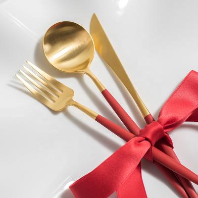 China Sustainable Christmas Gift Flatware Dinnerware Sets Knife Royal Red Spoon Set Wedding Stainless Steel Cutlery Set for sale