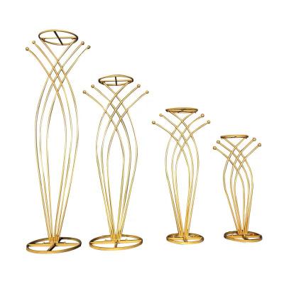 China Wedding Party Decoration New Products Flat Gold With TOP Flower Stand Centerpieces Framed Tall Metal Vase Stand Metal Riser For Wedding Party Decoration for sale