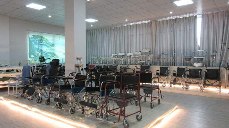 Verified China supplier - Foshan Ancheng Medical Equipment Technology Co., Ltd.