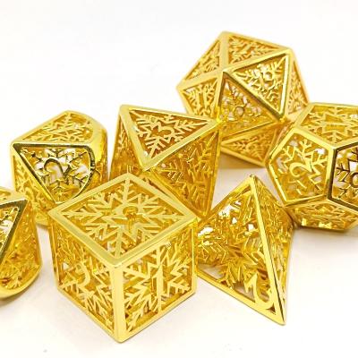 China New Simple and Modern Hot Sale Snowflake Cavity View Dice Set D&D Role Playing Board Game Warhammer Dice Polyhedral Table Gam Dice for sale