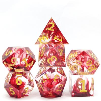 China Fashionable the best-selling polyhedral dies sharp edge blood effect resin die set crystal transparent dies for sale