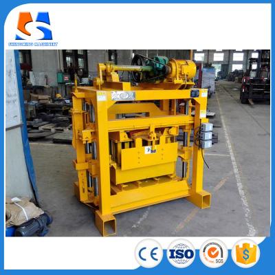 China QTJ4-40 diesel Hollow Block Making Machine engine concrete brick Te koop