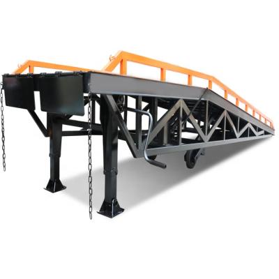 China Convenience 12T Truck Container Truck Dock Ramps Easy Mobile Cargo Ramp Hydraulic Mobile Dock Ramp for sale