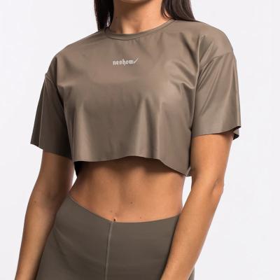 China Anti-Wrinkle 87% Nylon 13% Spandex Women Fashion Short Sleeve Crop Top Gym T-Shirt for sale