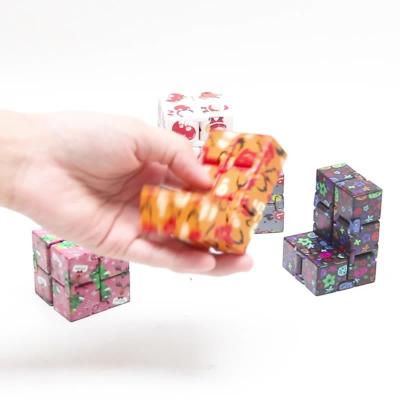 China Newest Infinity Squeezable Cube For Kids And Adults Stress And Cool Anxiety Relief Hand Mini Kill Time Toys Infinite Cube for sale