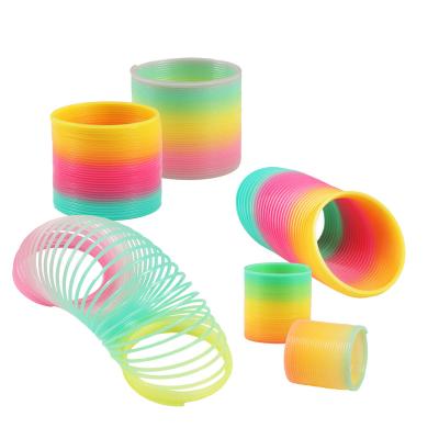 China Cheap Squeezable Children Kids Gifts Swirl Toy Classic Novelty Small /Large Size Magic Spring Plastic Slinkys Toy Rainbow Coil Spring Toy for sale