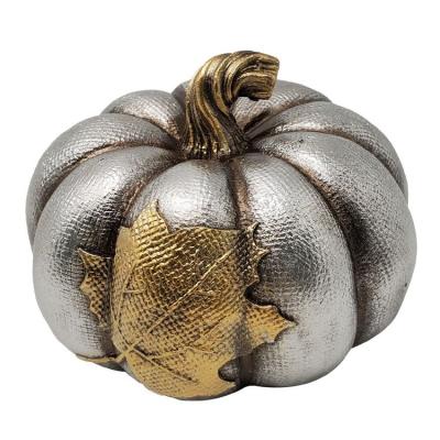 China Custom Europe Pop Art Resin Pumpkin Sculpture Festival Polyresin Pumpkin Decoration for sale