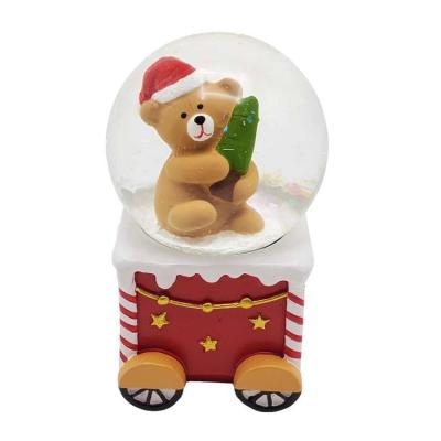 China New North America Christmas gifts high quality homemade polyresin snowglobe decoration for sale