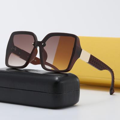 China Fashion Sunglasses Fit Oversized Sun Glasses For Women Big Frame Gradual Shading Protective Sunglasses Color Sun Glasses for sale