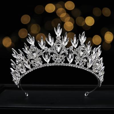 China Bride Wedding Hair Accessories DAIMING HG02133 Fashion Crown Bridal Hair Accessories Wholesale Wedding Crown Products Tiaras Queen for sale