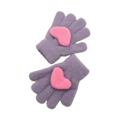 China 2020 Winter Comfortable Love Heart Imitated Wool Outdoor Junior Gloves for sale