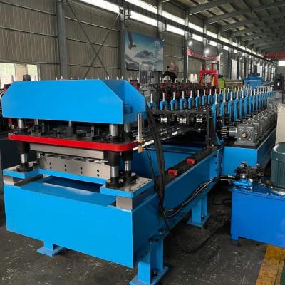 China Garden Metal Fence Panels Galvanized Steel Fence Panel Roll Forming Machine for sale