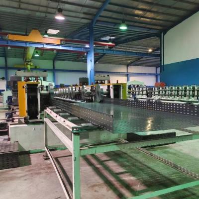 China Siemens PLC Controlled Cable Tray Roll Forming Machine 100mm-600mm PPGI Raw for sale