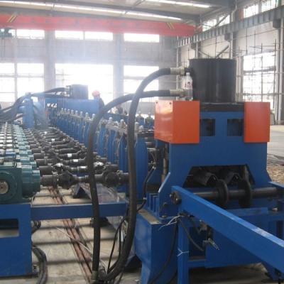 China Gearbox Driven Highway Guardrail Making Machine OEM With Hydraulic Cutting for sale