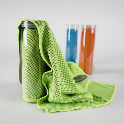 China Disposable Sublimation Printed Faser Micro Instant Cool Ice Cooling Towel Set With Plastic Bucket for sale