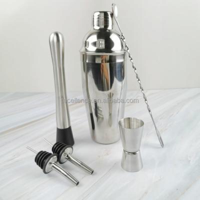 China Sustainable Hot Sale Bar Tools Bartender Kit Stainless Steel Cocktail Shaker Set of 6 with 750ml Shaker, Mulddler, Spoon, Jigger, Pourers for sale