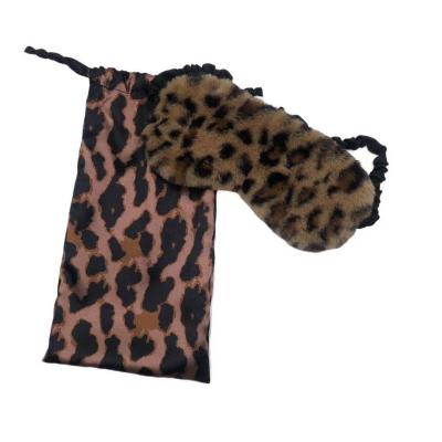 China Fashion Customize Classic Real Like Rabbit Hair Soft Hand Feel Brown Leopard Print Eye Mask Travel Set Fashion Bag for sale