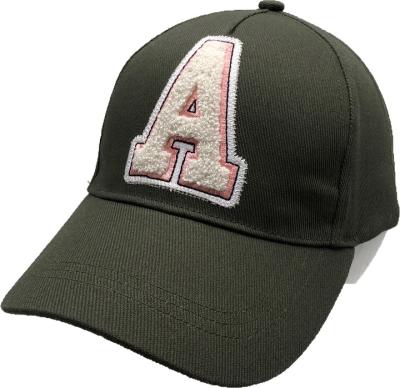 China 2021 COMMON Baseball Hats Wholesale Custom 100% Cotton Fashion Girl Letter Embroidery Stock Logo Baseball Hats for sale