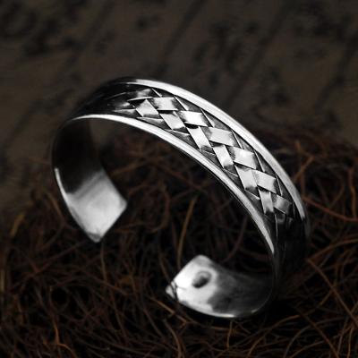 China Vintage Heavy Solid 925 Pure Silver Twisted Bracelets Men's Sterling Silver Bracelet Man Cuff Bracelet for sale