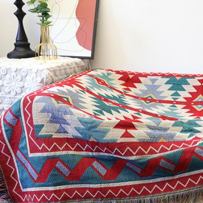 China Decorative Red Rhombus Design Jacquard Throw Decor Woven Blanket For Sofa for sale