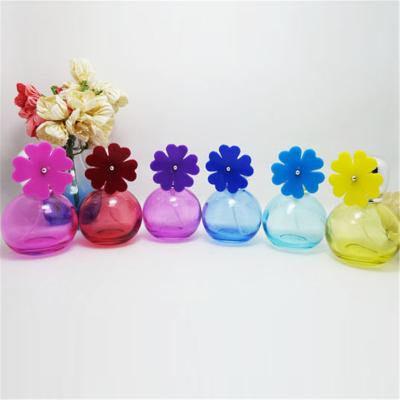 China Fashionable Flower Style Perfume Bottles 30ml Glass Spray Bottle Excellent Quality 30ml Perfume Spray Bottle for sale