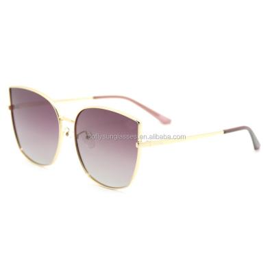 China Hot Selling Classic Metal Frame Ellipse Wholesale Cool Design Men Sunglasses for sale