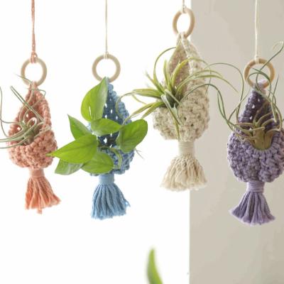 China Mini Small Pod Traditional Pocket Macrame Wall Hanging Boho Plant Air Macrame Plant Hanger Nest for sale